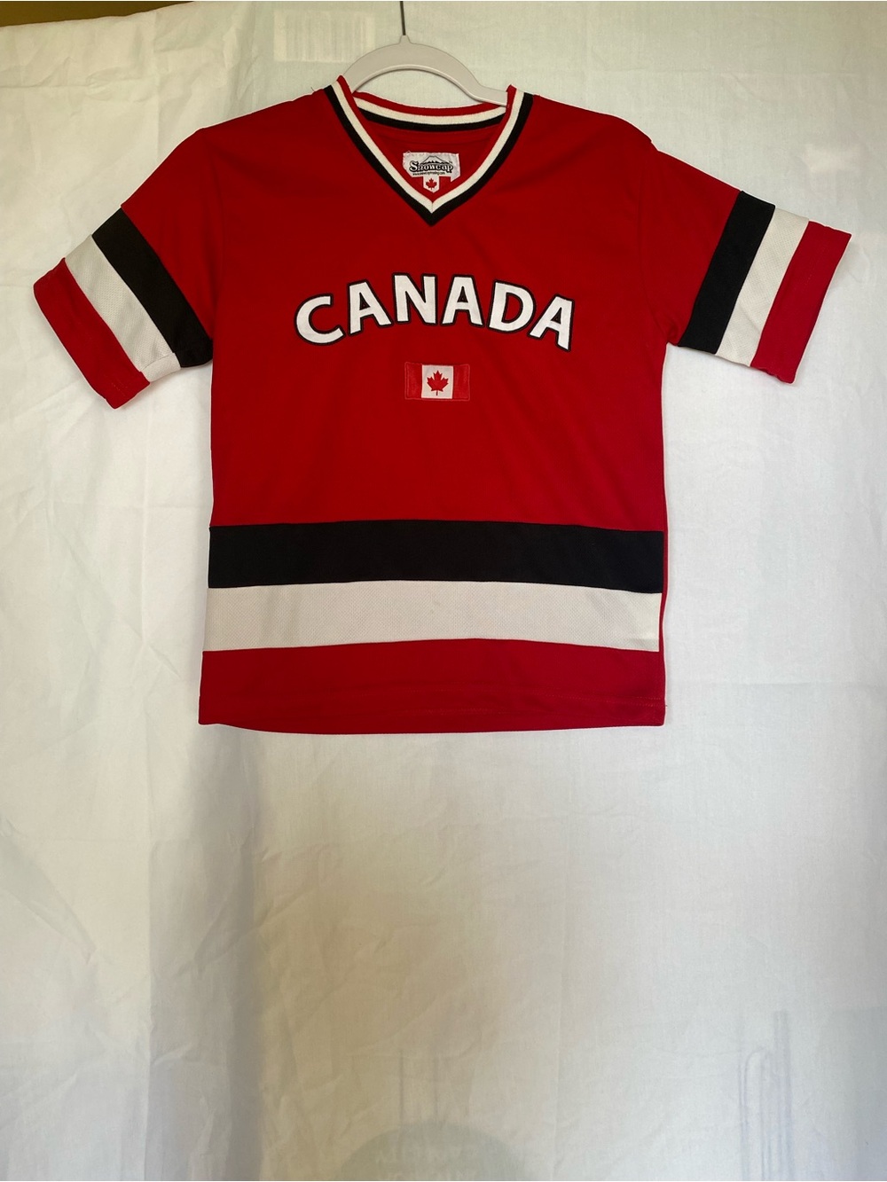 Snowcap Team Canada Hockey Fan Jersey Shirt kid  XL Red White Blk 100%polyester